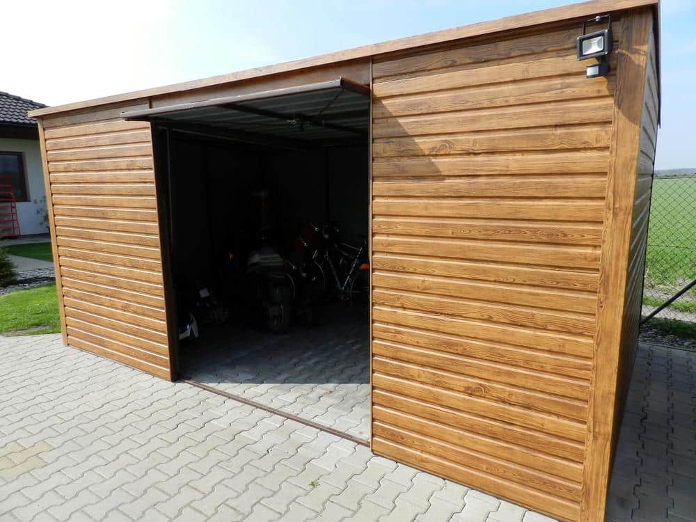 Plechová garáž 5×3 - zlatý dub