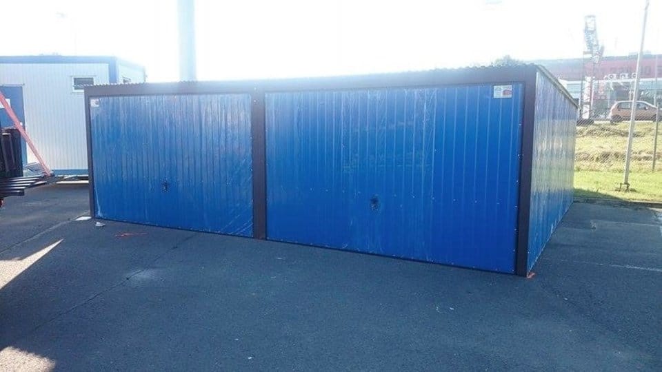 Plechová montovaná garáž 6×6 - modrá