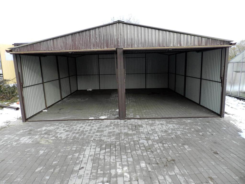 Plechová garáž 6x6 m - hnědá/písková