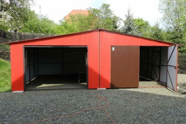 Plechová montovaná garáž 8×6 - červená/hnědá