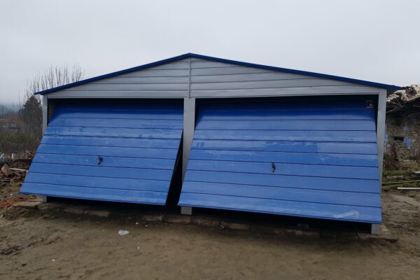 Plechová montovaná garáž 6×6 m - stříbrný/modrá